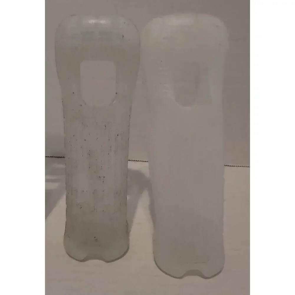 Nintendo WII OEM Case Cover Nintendo Wii Remote ControllerMotion Plus Lot of 4